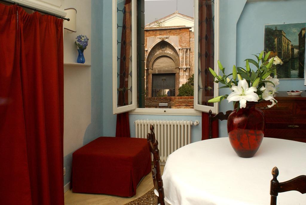 Ca Tornielli Apartment Venetië Kamer foto